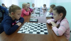 Первенство города Брянска среди юношей и девушек по русским шашкам